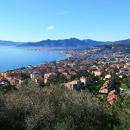 Pedalando Sul Mare Villa Finale Ligure Exterior photo